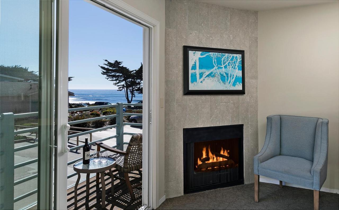 Cambria Landing Inn And Suites Exterior foto