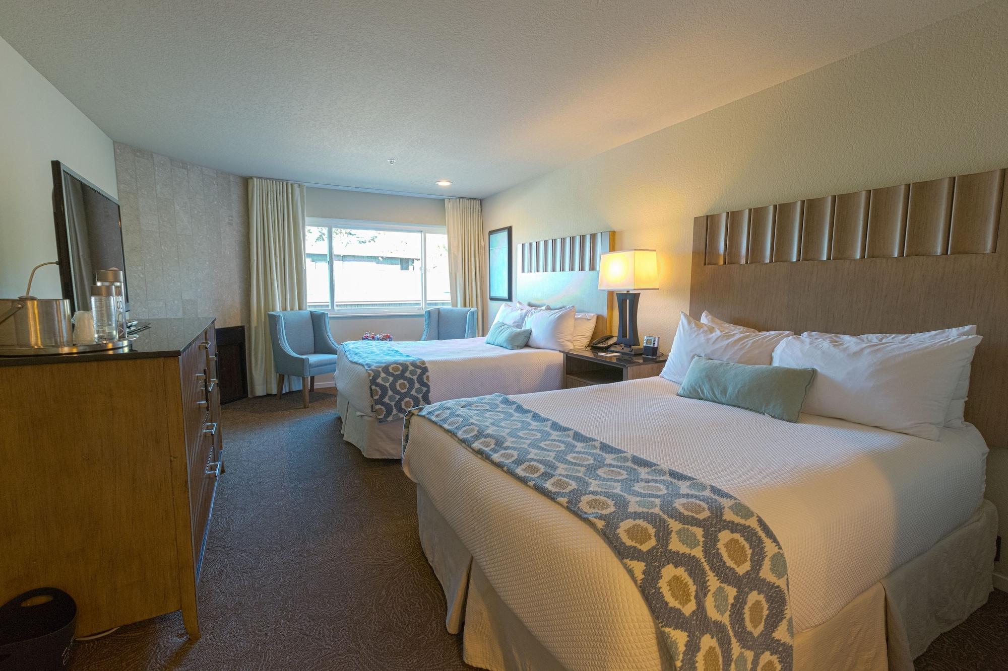 Cambria Landing Inn And Suites Exterior foto