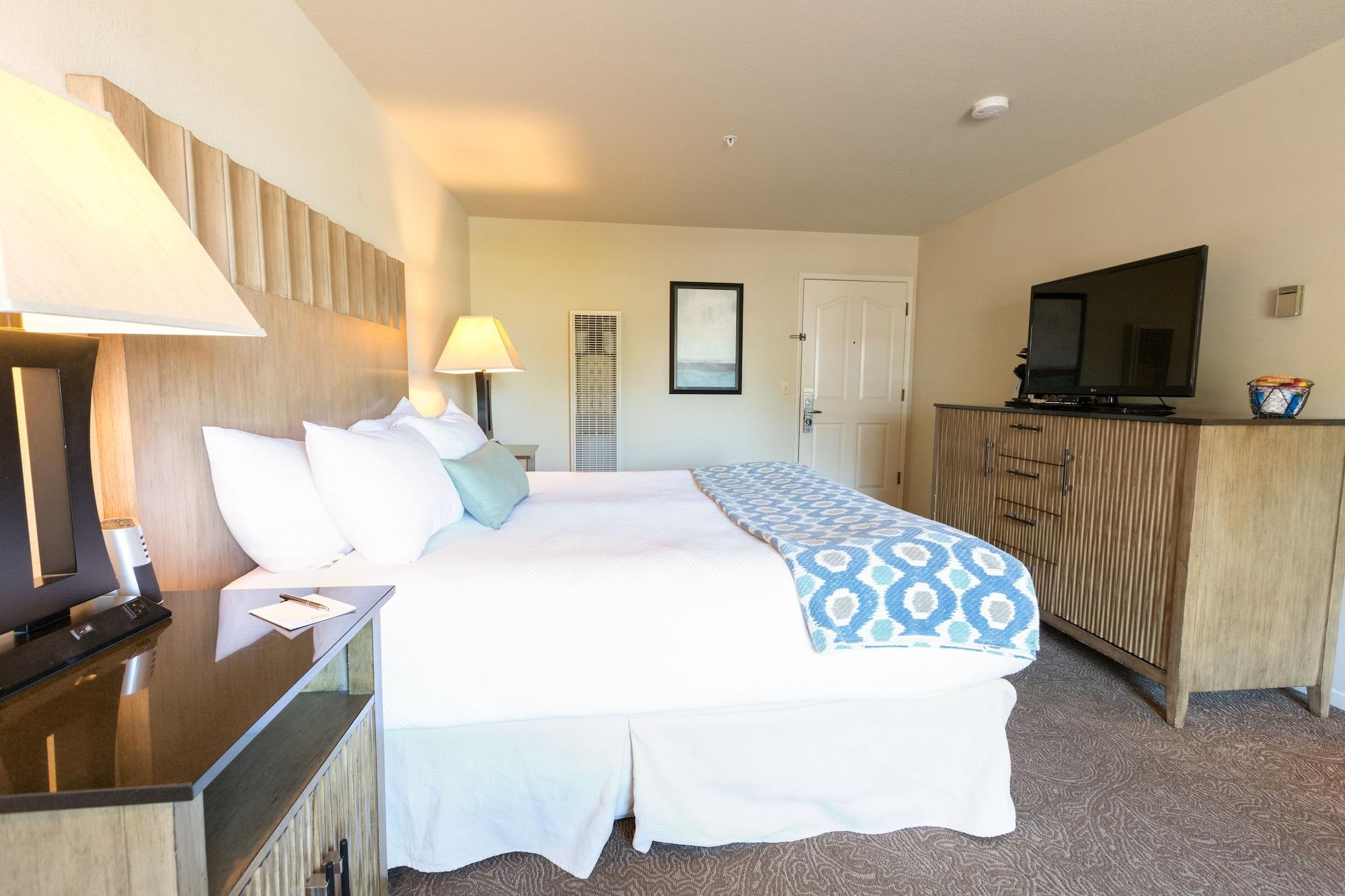 Cambria Landing Inn And Suites Exterior foto