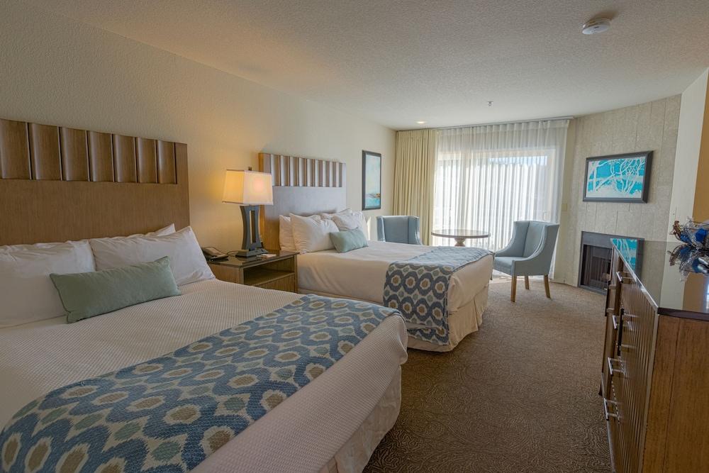 Cambria Landing Inn And Suites Exterior foto