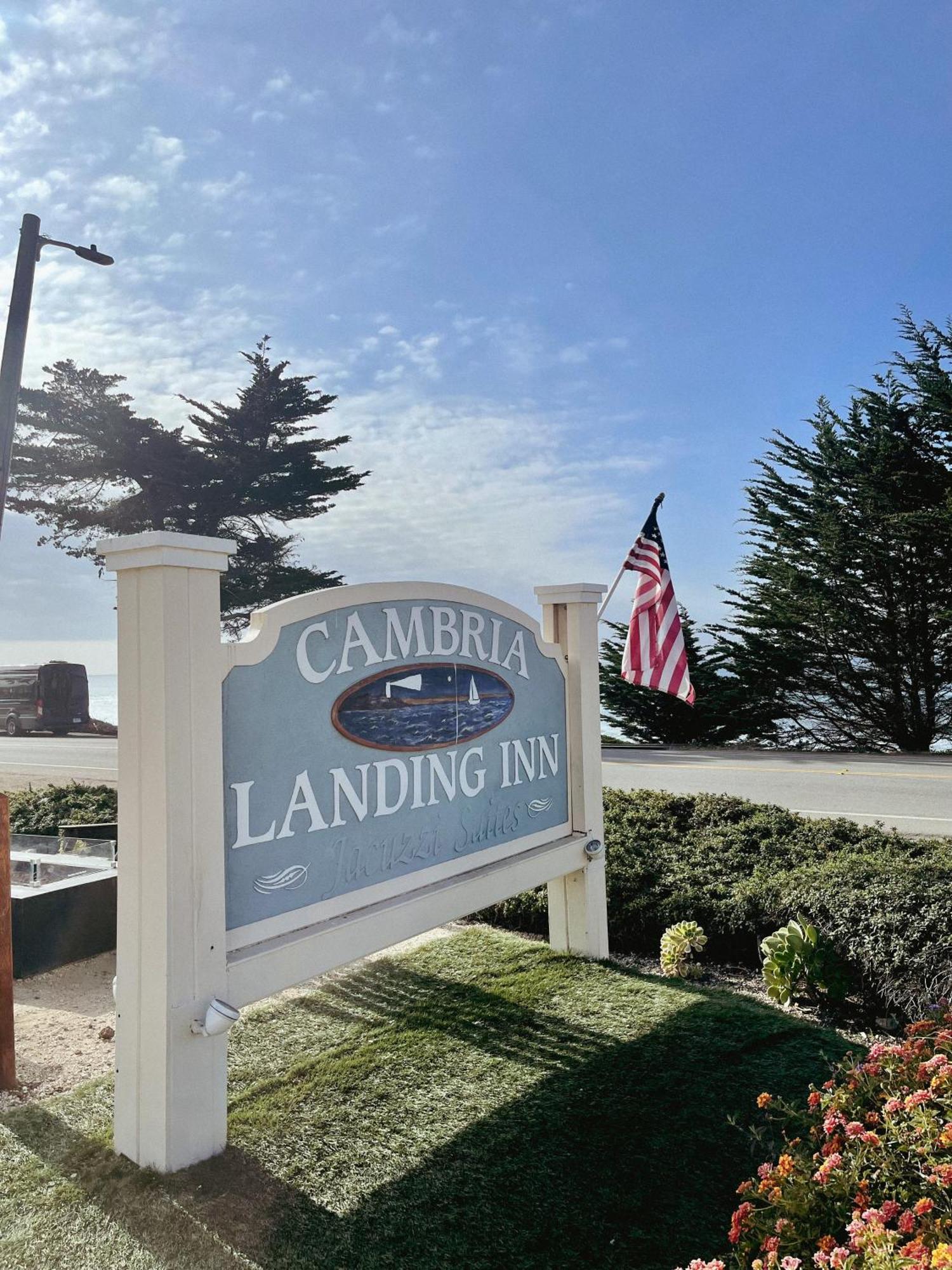 Cambria Landing Inn And Suites Exterior foto